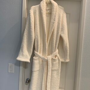 NWOT Barefoot Dreams Cozy Chic White Long Wrap Adult Robe, Size 2, M/L
